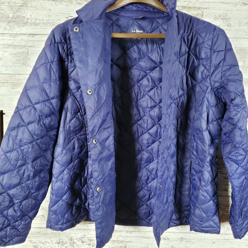 L.L. Bean Navy Blue Diamond Quilted Snap-Front Lightweight Puffer Jacket - Picture 4 of 7